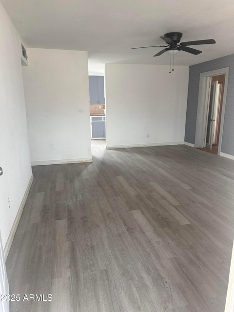 204 N E Street - Photo 1