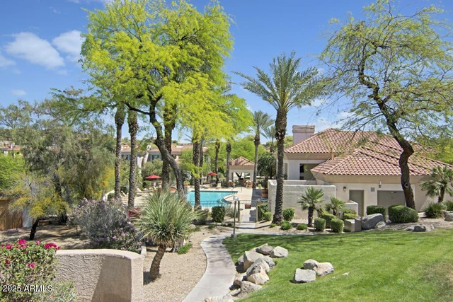 1550 E Thunderbird Road - Photo 1