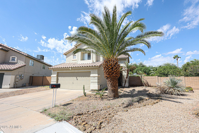 3902 E Rosemonte Drive - Photo 1