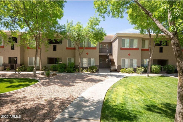 17447 N Avenue Of The Arts -- - Photo 1
