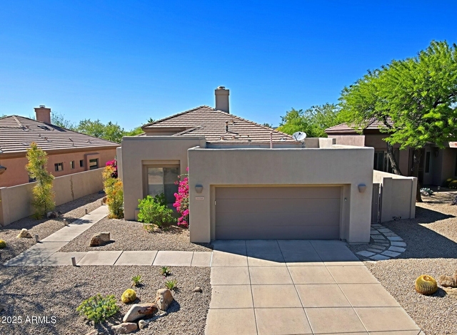 32748 N 69th Street - Photo 1
