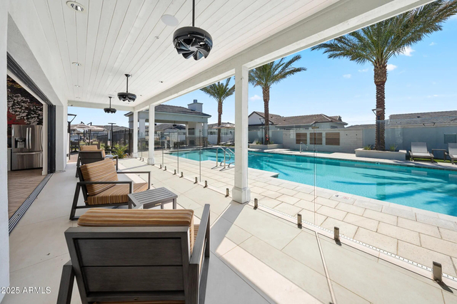 15601 W Cactus Road - Photo 1