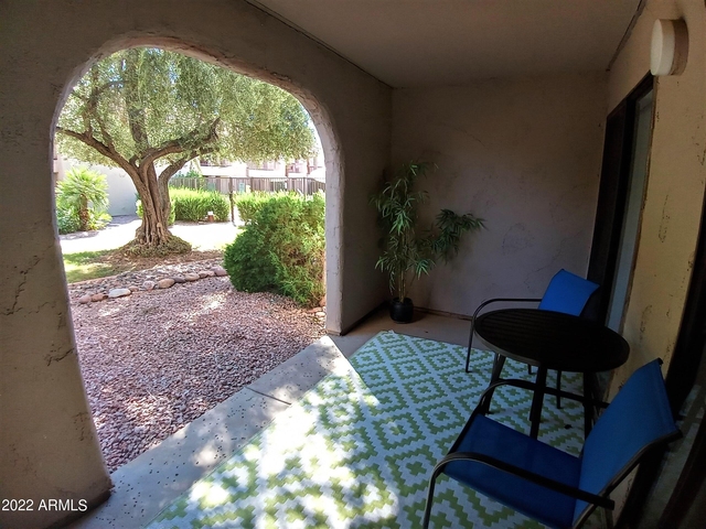 9465 N 92nd Street - Photo 1