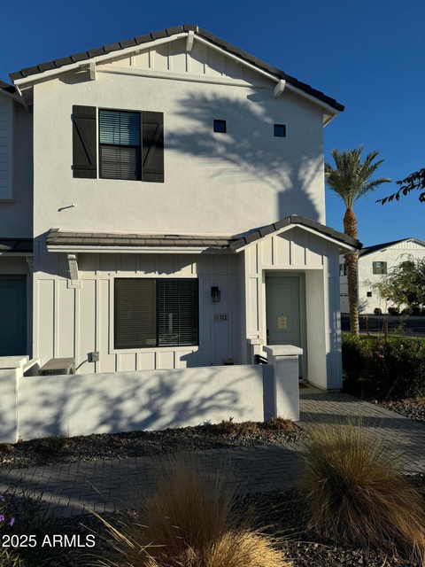 3230 E Thomas Road - Photo 1