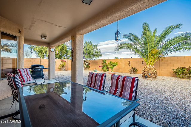 1105 N Cota Lane - Photo 1