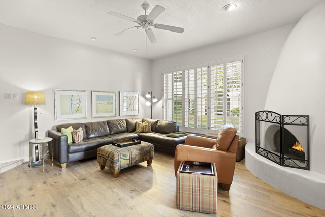 5200 S Lakeshore Drive - Photo 1