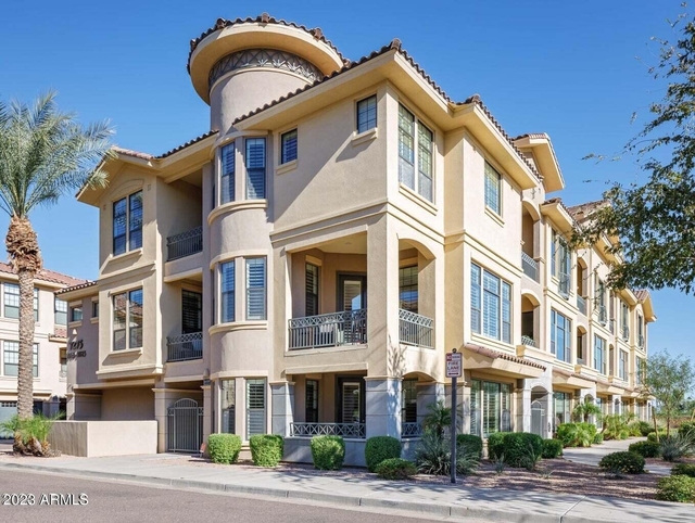 7275 N Scottsdale Road - Photo 1