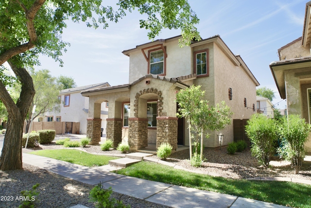 4212 E Vest Avenue - Photo 1