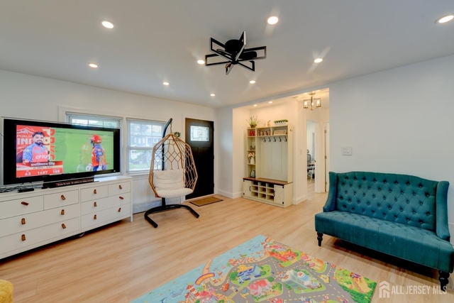 50 Chestnut St Street - Photo 1