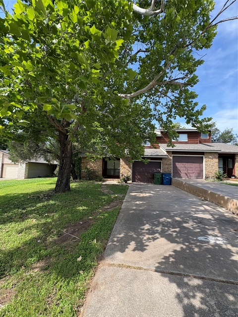 2309 Pena Cv - Photo 1