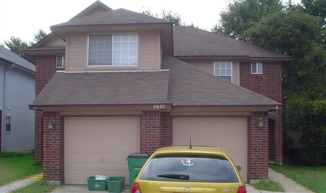9627 Sugar Hill Dr - Photo 1