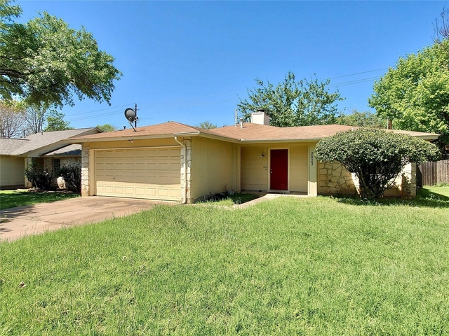 2827 Wilcrest Dr - Photo 1