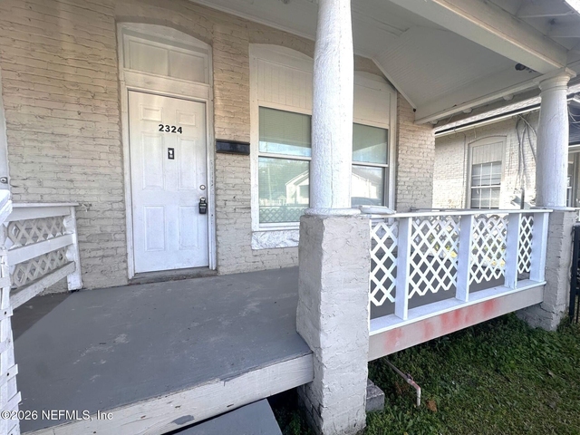 2324 Moncrief Road - Photo 1