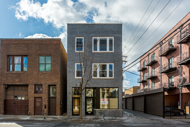 2347 W Taylor Street - Photo 1