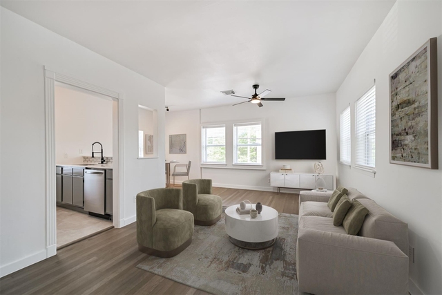 415 Fairview Avenue - Photo 1