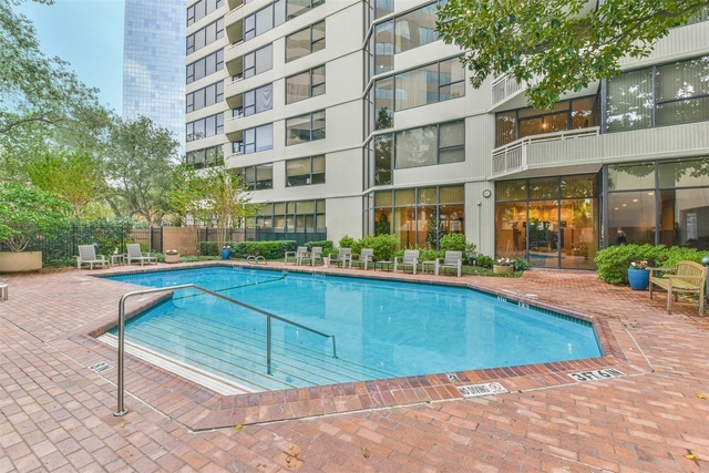 15 Greenway Plaza - Photo 1