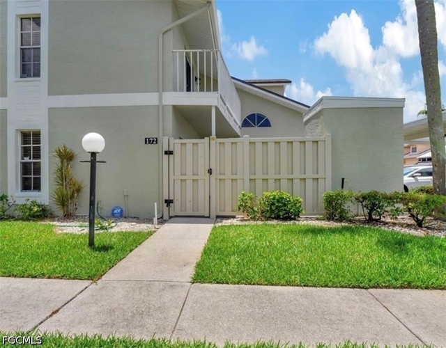 13121 Whitehaven Lane - Photo 1