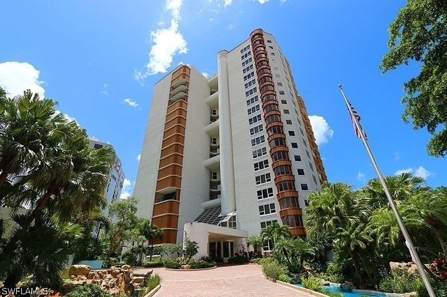 4251 Gulf Shore Boulevard N - Photo 1