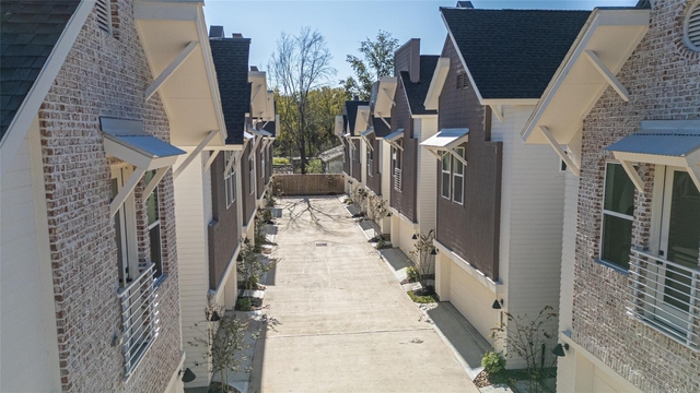 881 Rachel Street - Photo 1