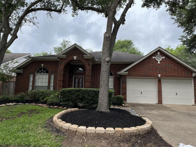 1215 Wood Haven Court - Photo 1
