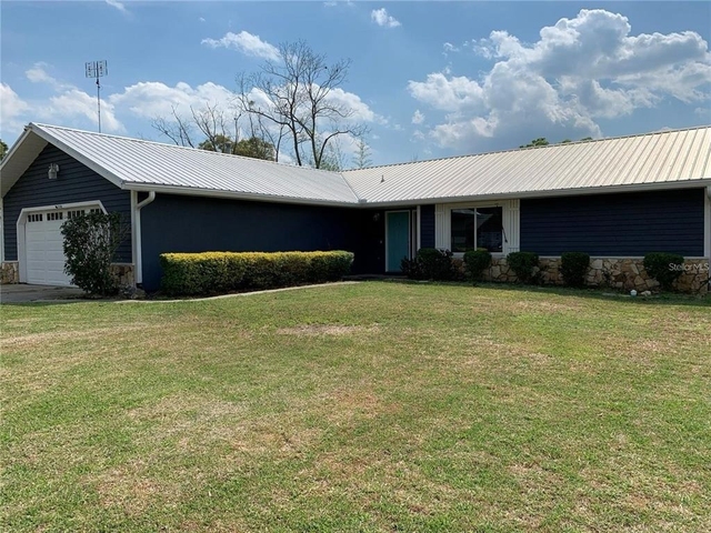 2700 Se 35th Street - Photo 1