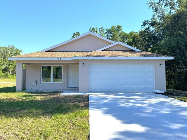 908 Columbia Lane - Photo 1