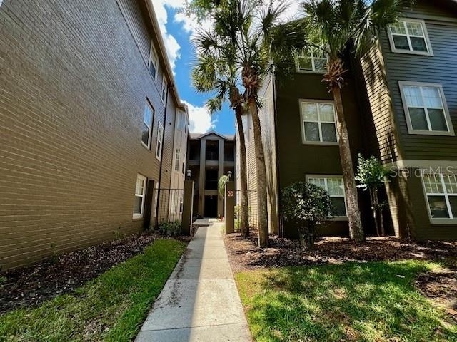 420 Summit Ridge Place - Photo 1