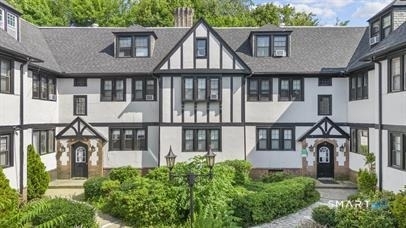 130 Bradley Avenue - Photo 1