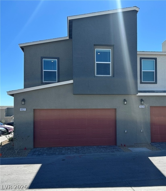4921 Hunter Mesa Avenue - Photo 1