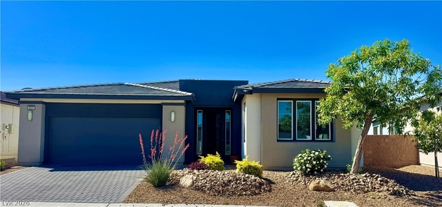 5025 E Beacon Ridge Drive - Photo 1