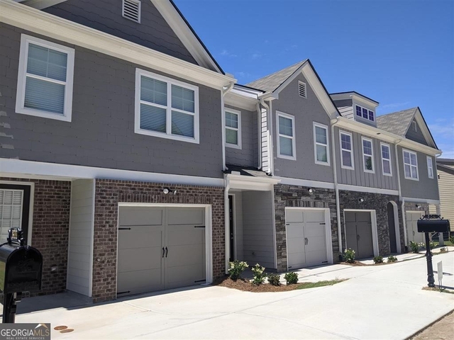 808 Belfry Terrace - Photo 1