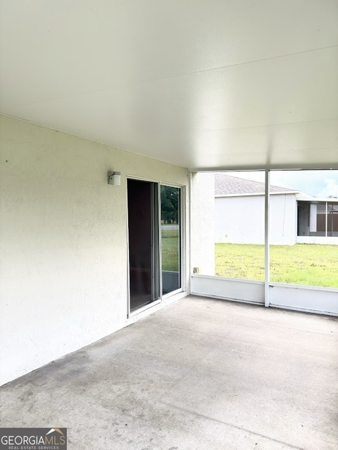 123 College Street - Photo 1