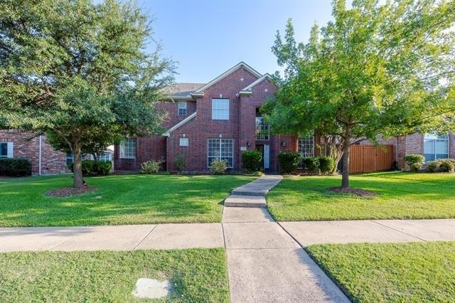 2404 Heather Glen Drive - Photo 1