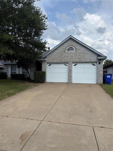 1209 Princeton Place - Photo 1