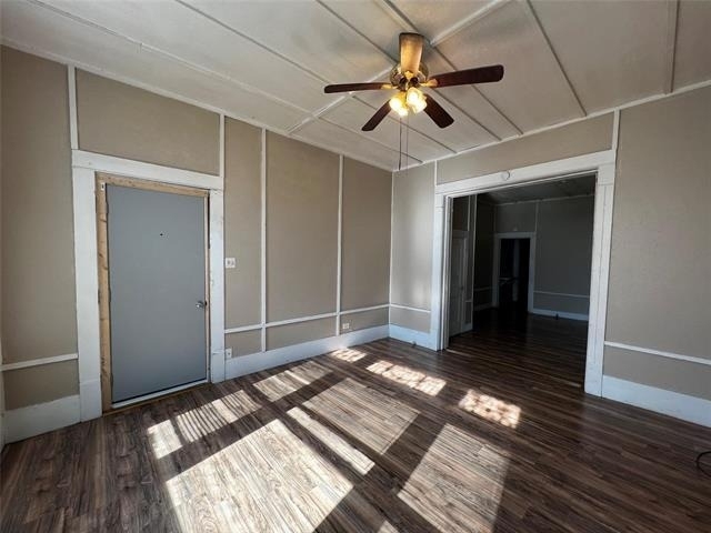 817 W Owing Street - Photo 1