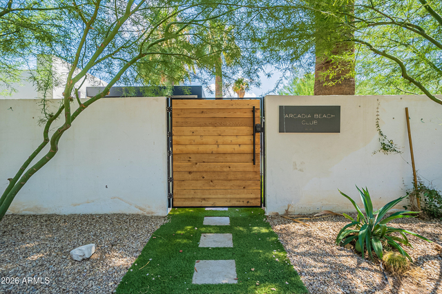 4351 N 36th Street - Photo 1