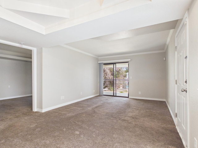 3420 W Danbury Drive - Photo 1