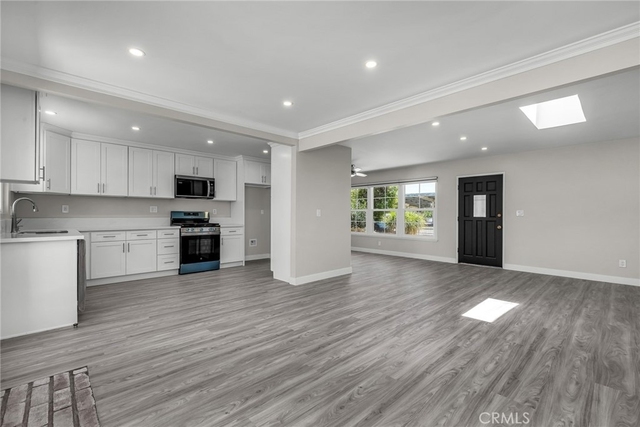 20431 Lassen Street - Photo 1