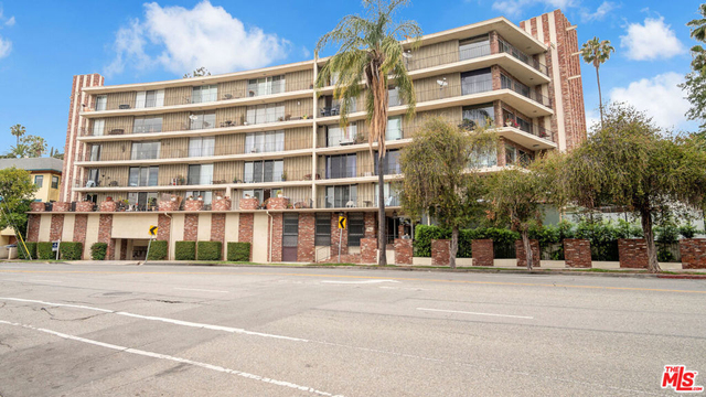2260 N Cahuenga Boulevard - Photo 1