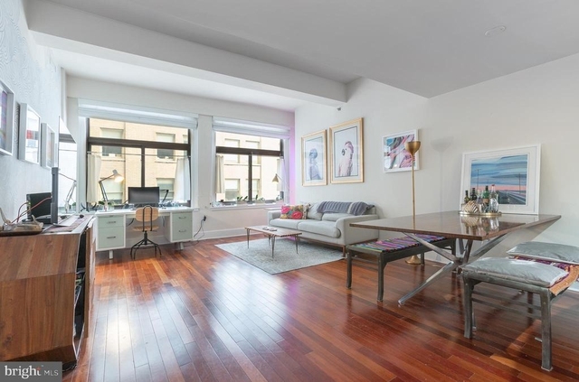 1500 Chestnut Street - Photo 1
