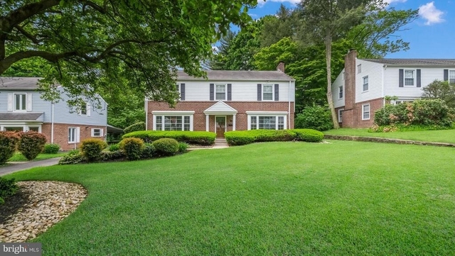 646 Green Briar Road - Photo 1