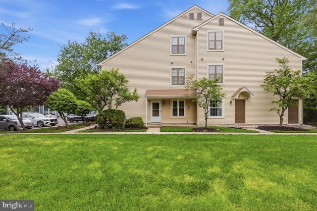 169 Bradford Court - Photo 1