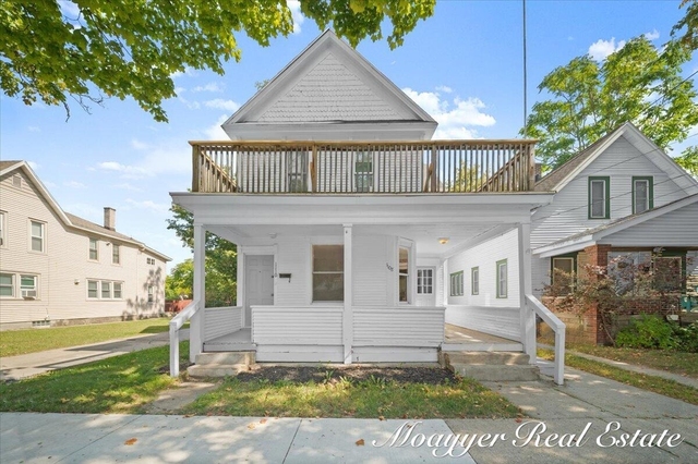 1108 Muskegon Avenue Nw - Photo 1