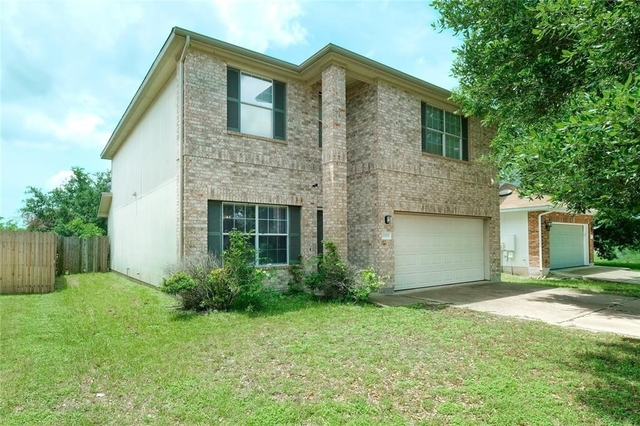 17909 Maxa Dr - Photo 1