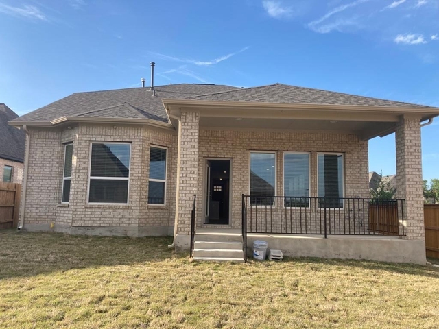 136 Green Knoll Ln - Photo 1