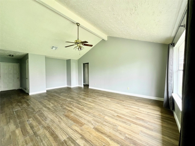 1338 Holbech Lane - Photo 1