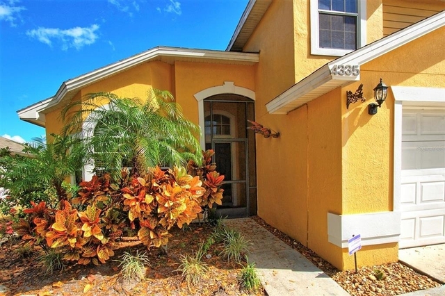 4335 Creekside Boulevard - Photo 1