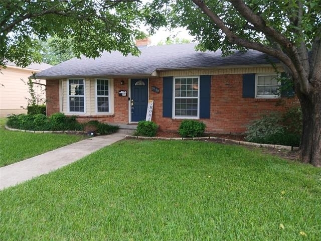 3728 Seguin Drive - Photo 1