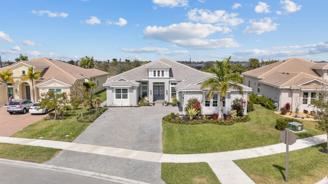 4776 Estates Circle - Photo 1