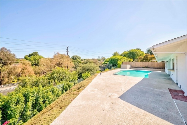 4610 Rockbluff Drive - Photo 1